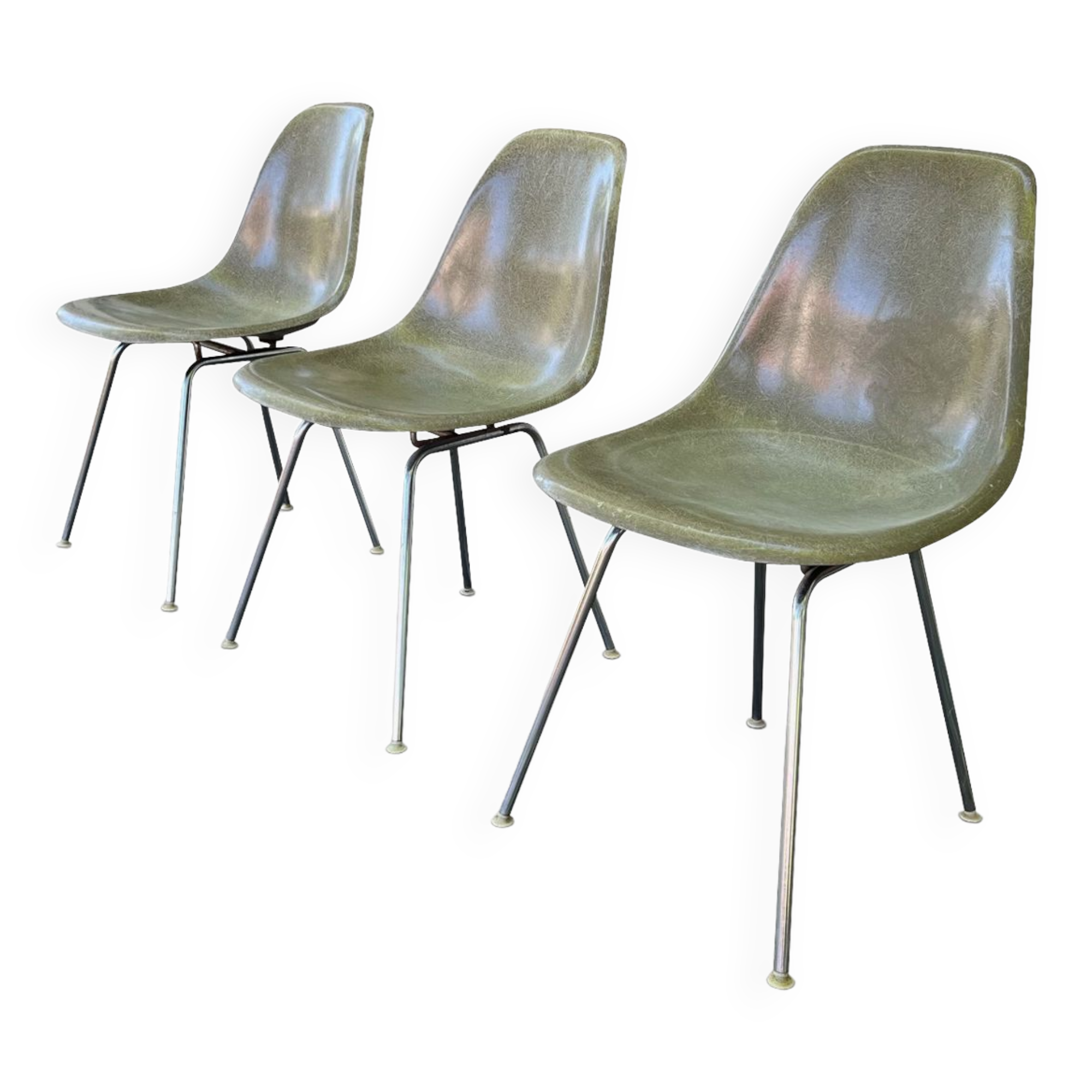 Series of 3 DSX chairs by Charles and Ray Eames in Herman Miller fiber