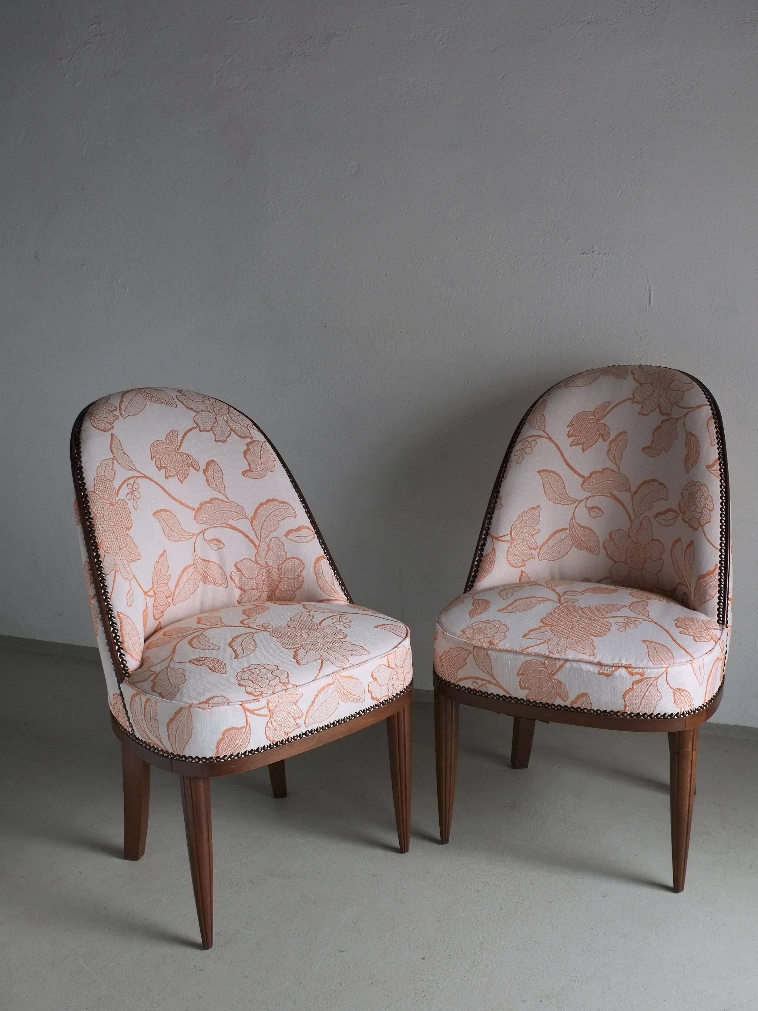 2 Art Deco mahogany curved back chairs | France | 1920s
