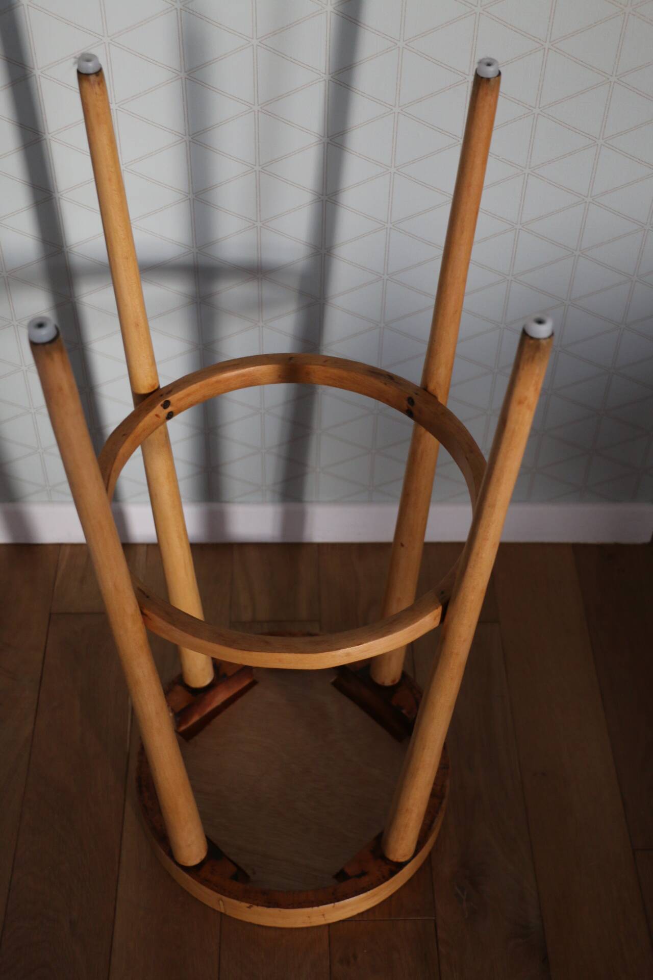 Tabouret BAUMANN haut 790mm