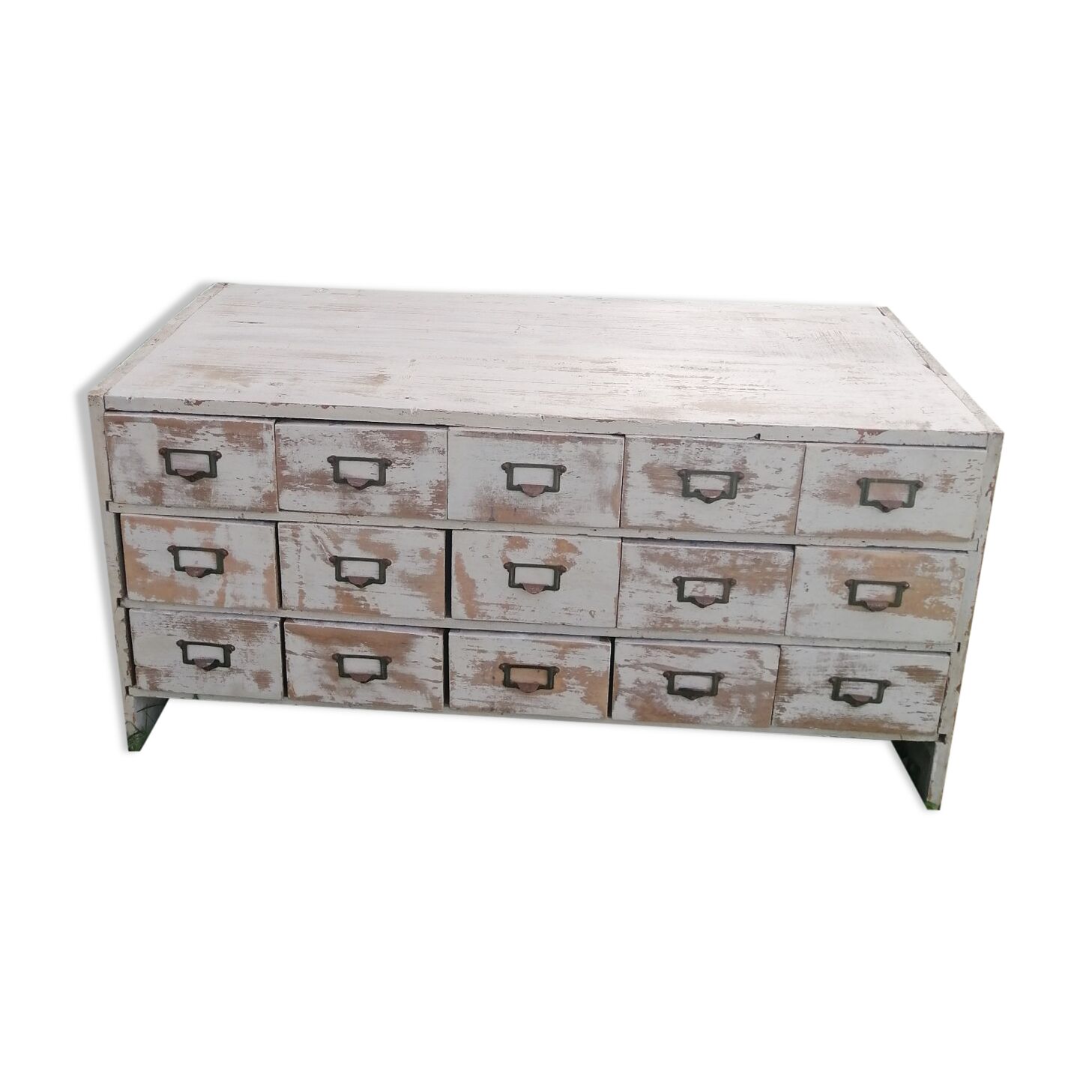 Drawer cabinet