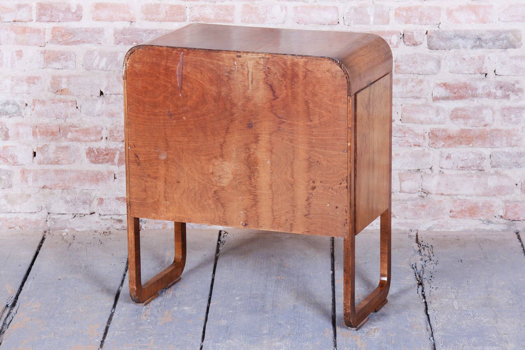 Art Deco Cabinet in Walnut & Veneer, Czech, 1920s