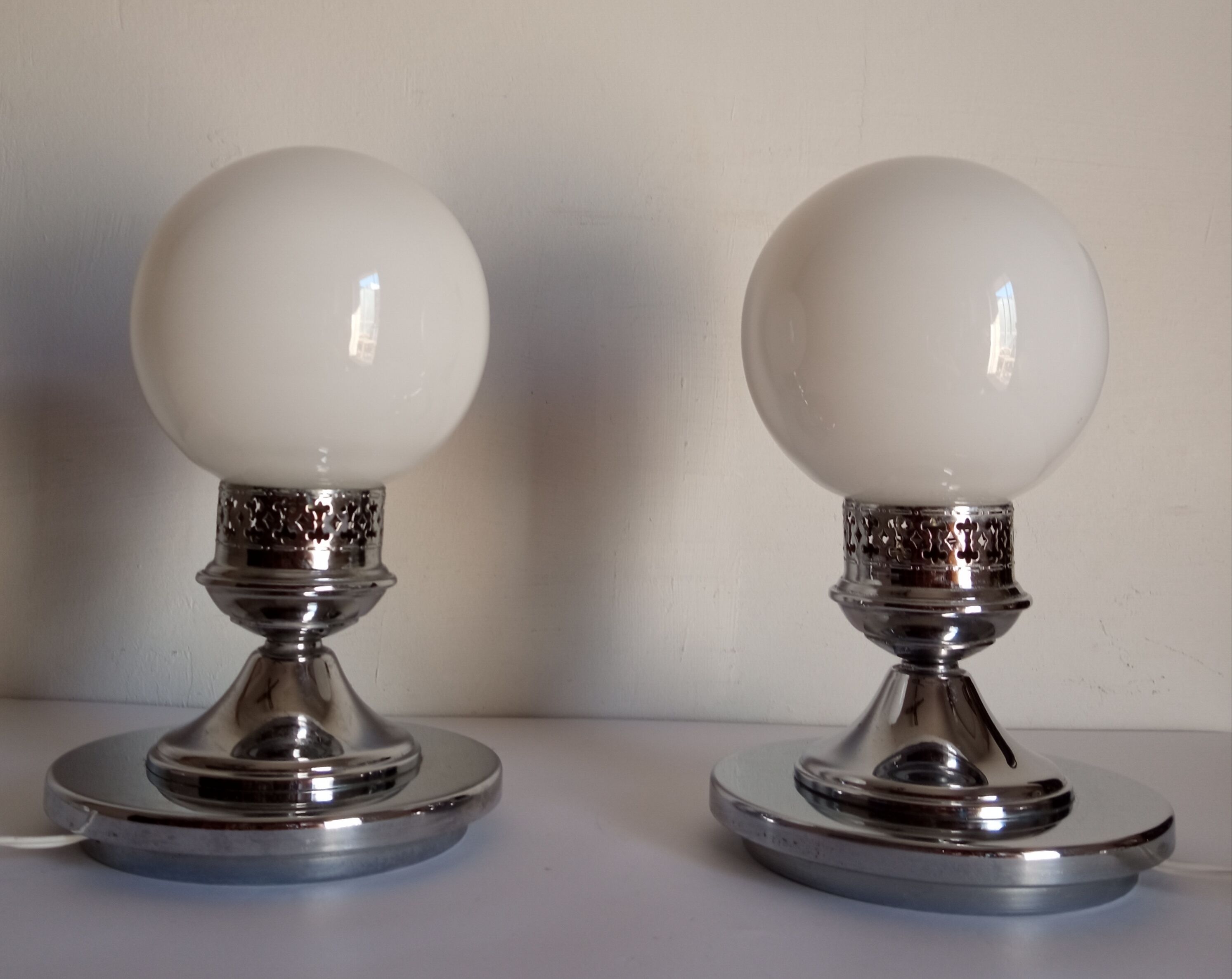 Pair of vintage bedside lamps