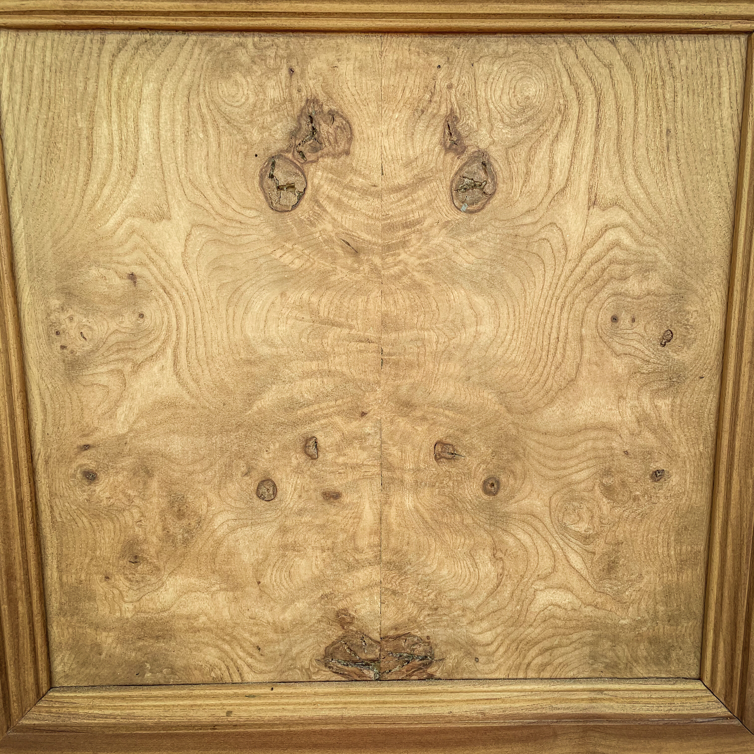 Buffet  louis Philippe loupe d'elme - cherry tree