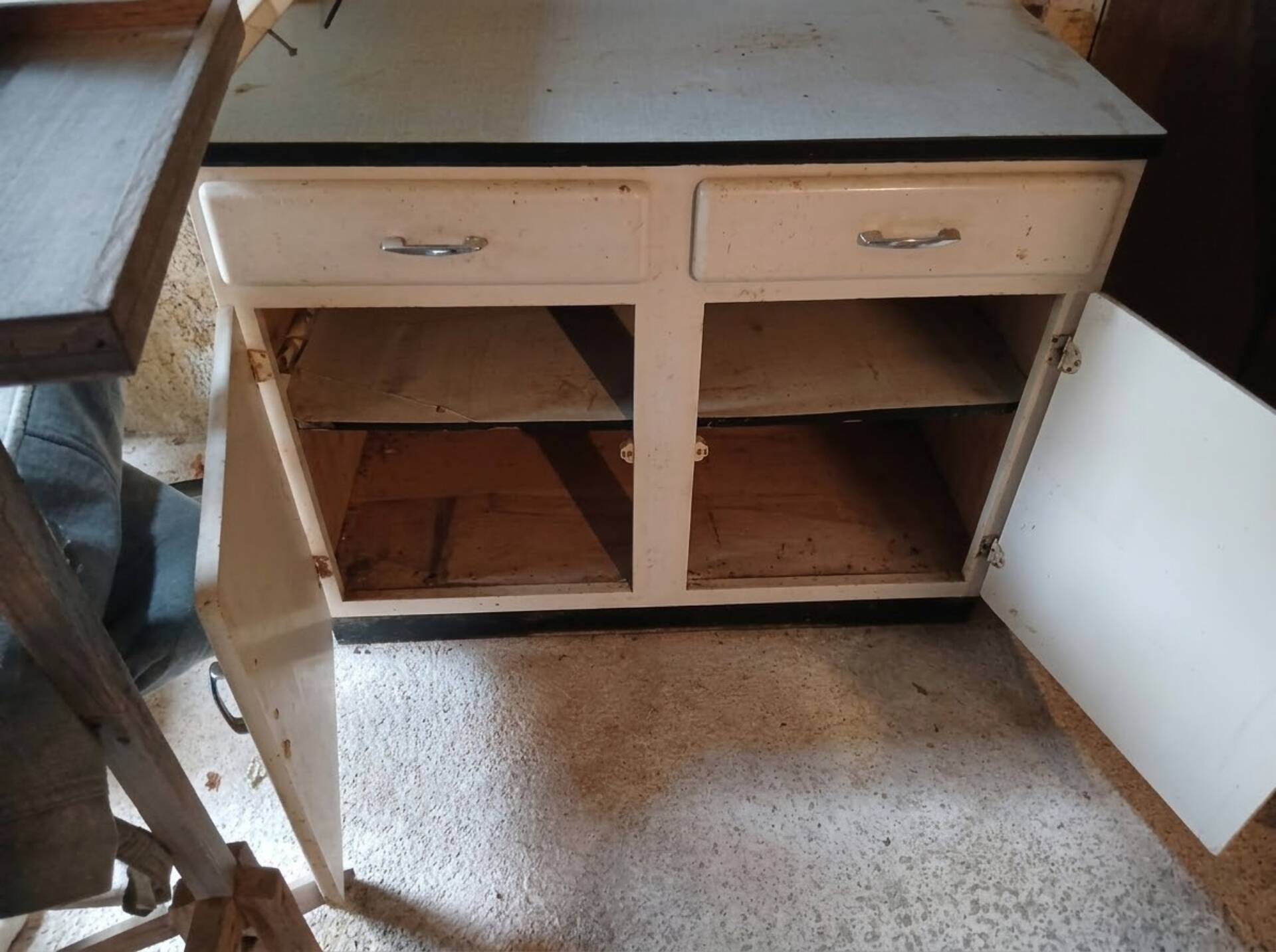 Small Vintage Kitchen Buffet 50s/60s - Retro White and Black