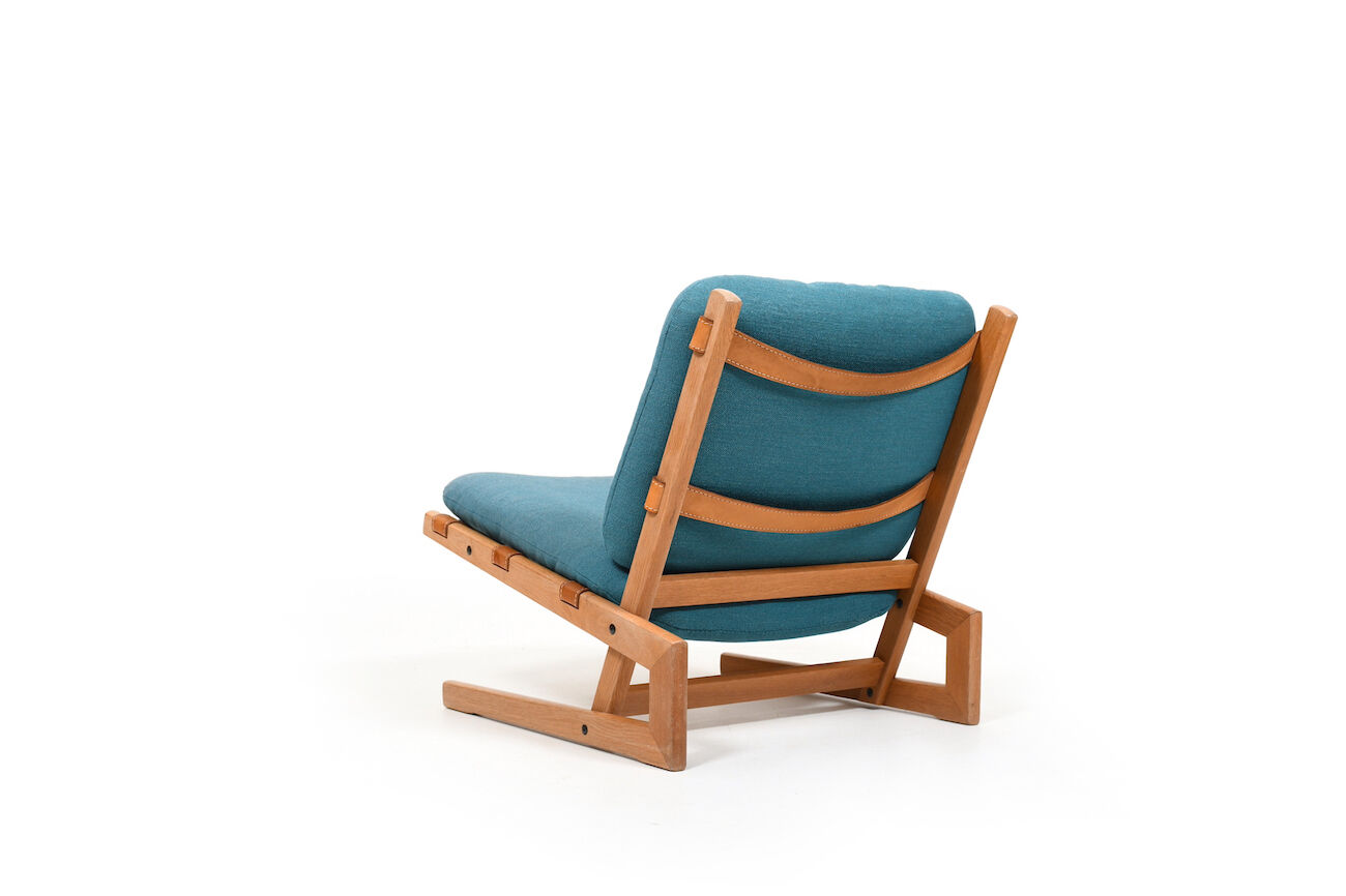 Danish Easychair in Oak with Leather Details 1960s.