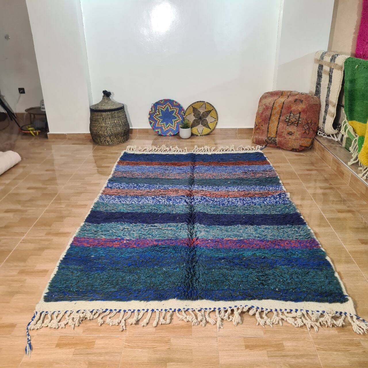 Handmade wool Berber rug 250 x 150 cm