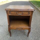 Table de chevet Louis XV en bois avec tiroir et niche