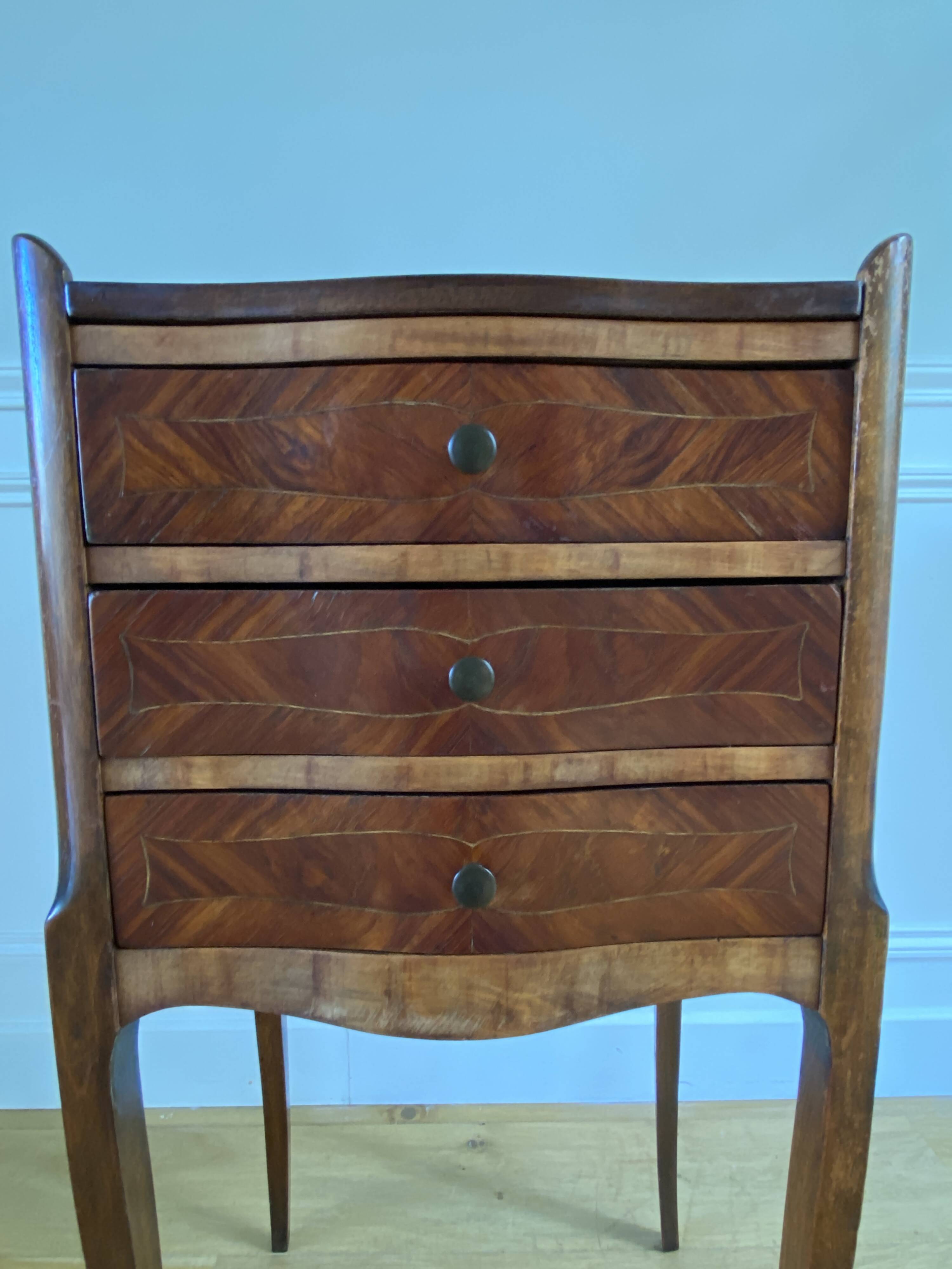 Antique marquetry bedside table – Louis XV style – 3 drawers