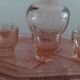 Service à liqueur en verre rose