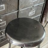 Height-adjustable tripod metal stool