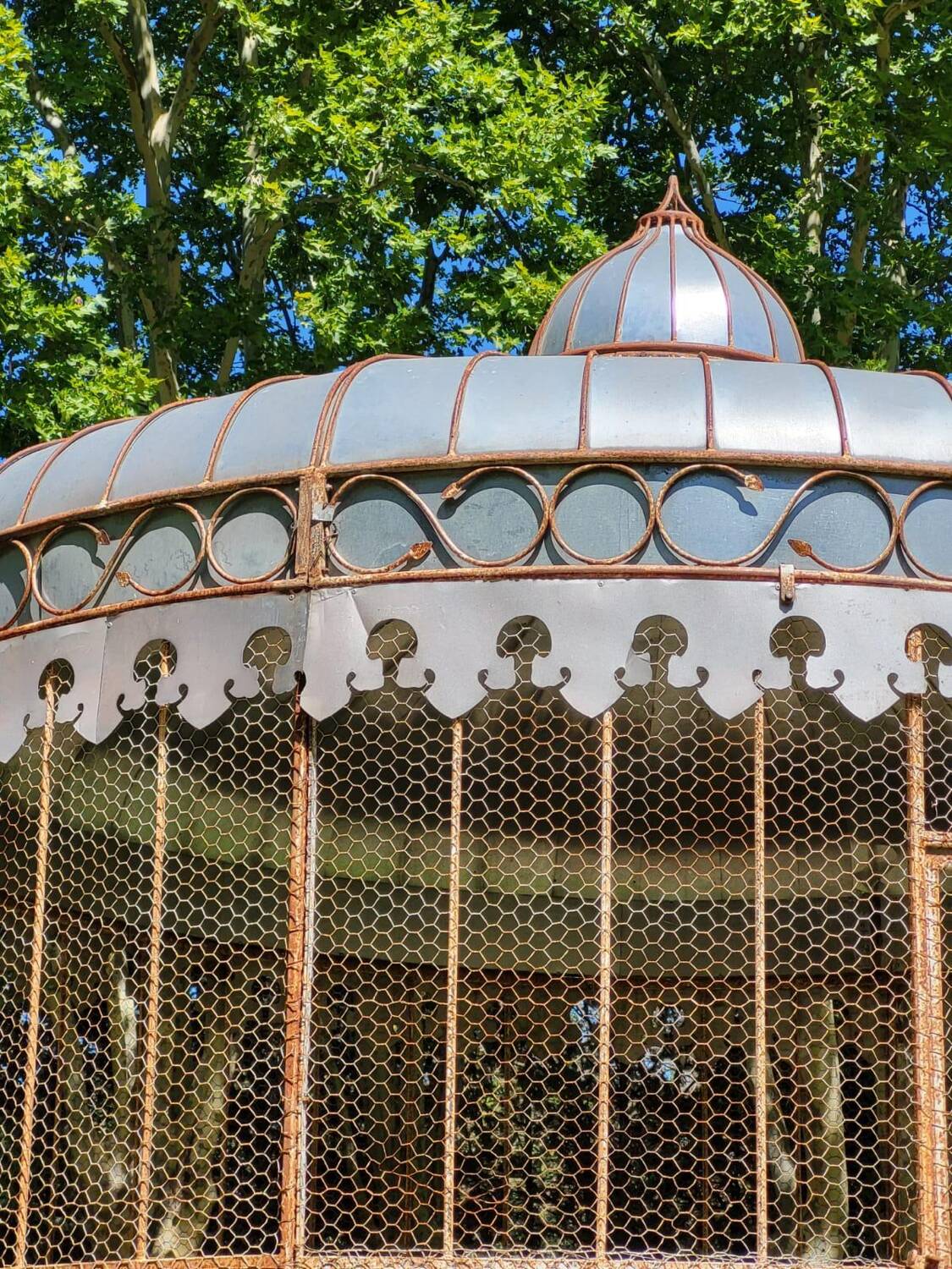 Volière vintage