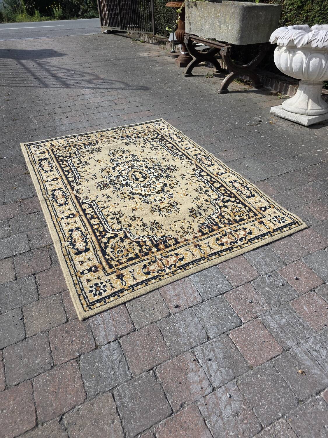 Mid-20th century carpet