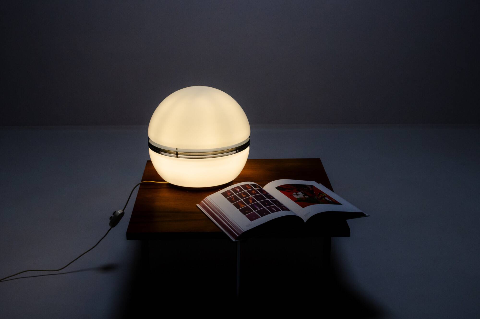 Space Age spherical table lamp by Enrico Tronconi, Italy, 1970s