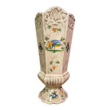 Vase on hexagonal earthenware pedestal with moustiers decoration