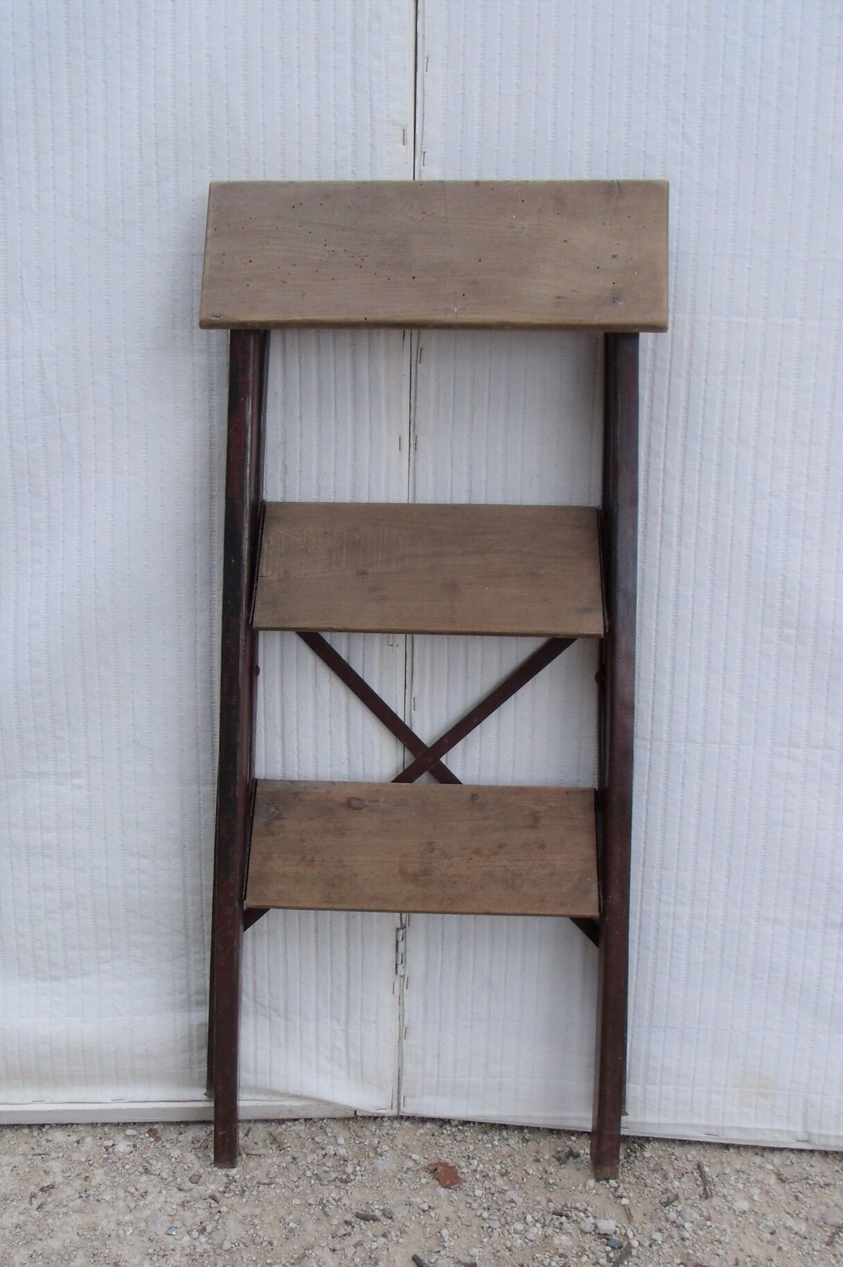 Former stool wood and metal vintage