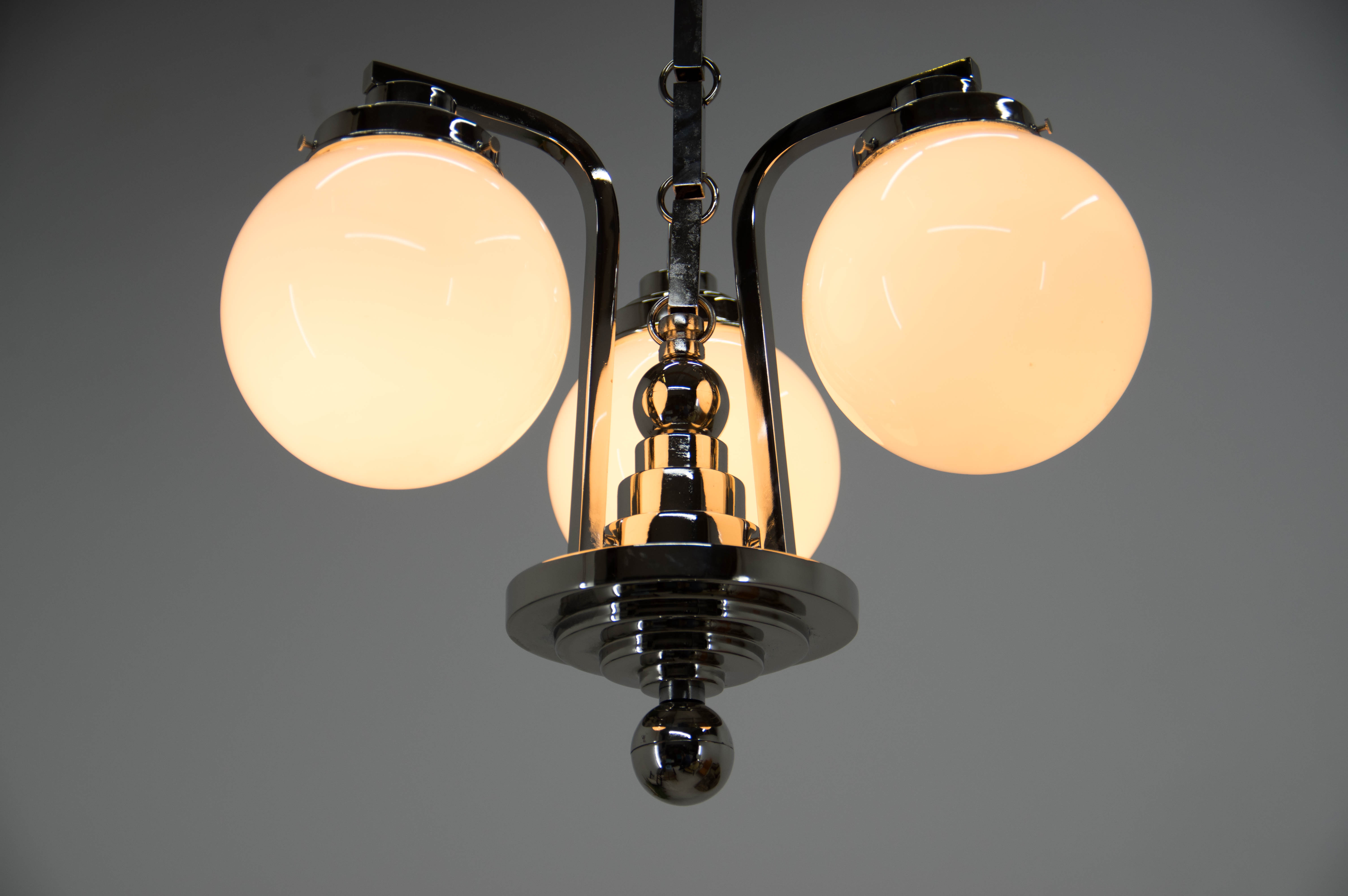 Art Deco 3-flamming Chandelier, 1920s