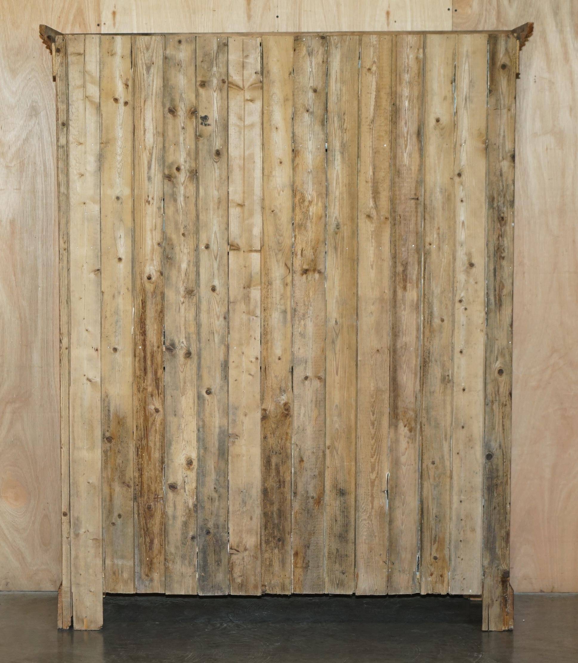 Armoire géorgienne en pin, environ 1780