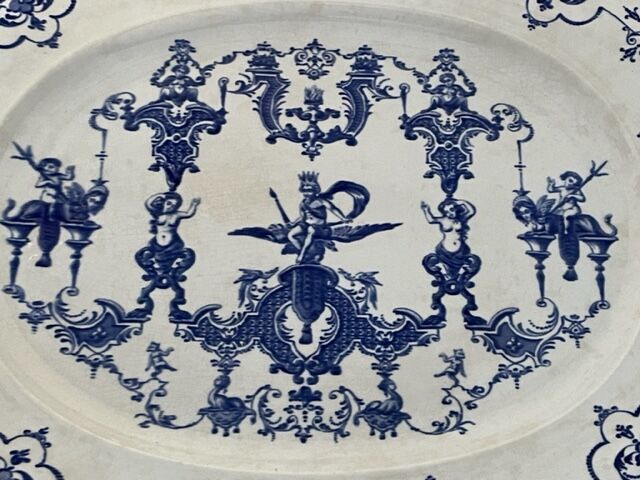 Dish Jules Vieillard Bordeaux 48 cm, 19th century.