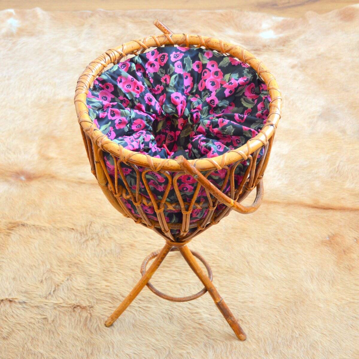 Vintage rattan basket/plant stand/work basket