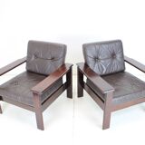 Paire de fauteuils scandinaves en cuir des années 1960