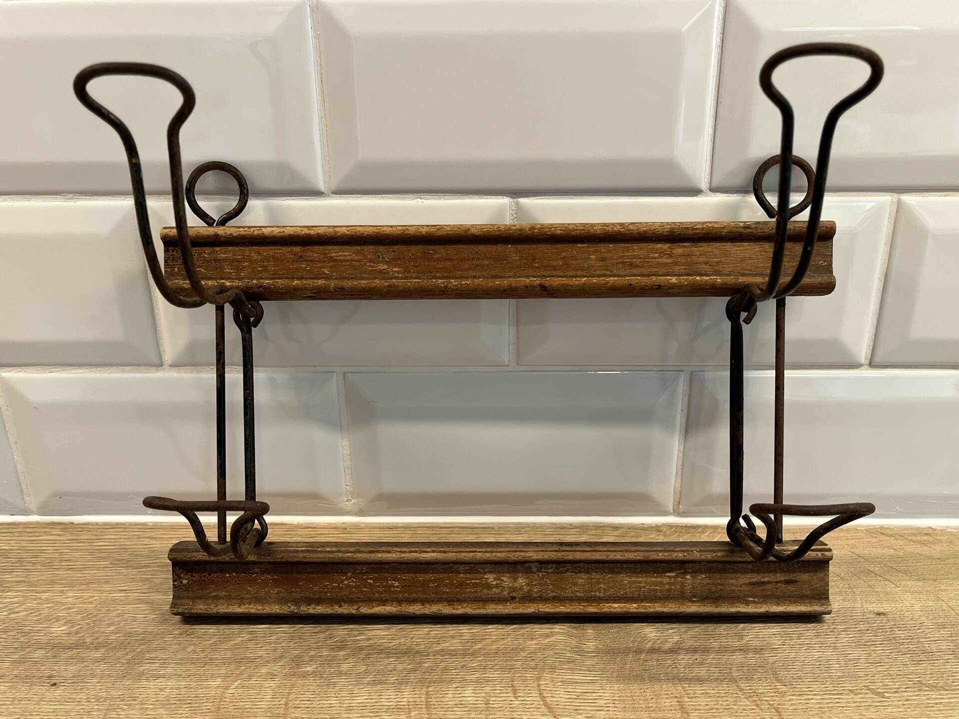 Petit porte-manteau vintage