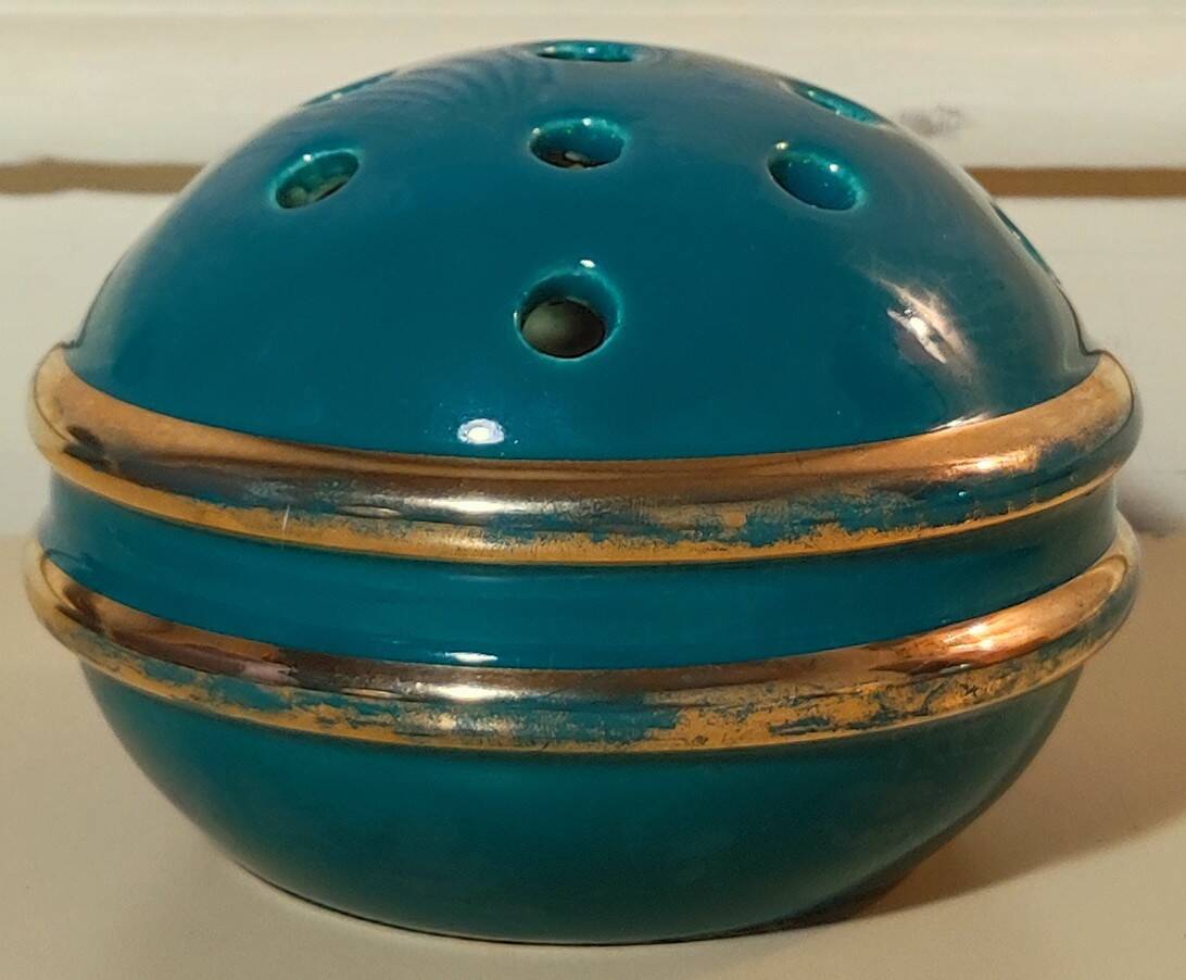 Art Deco green & gold flower ball vase