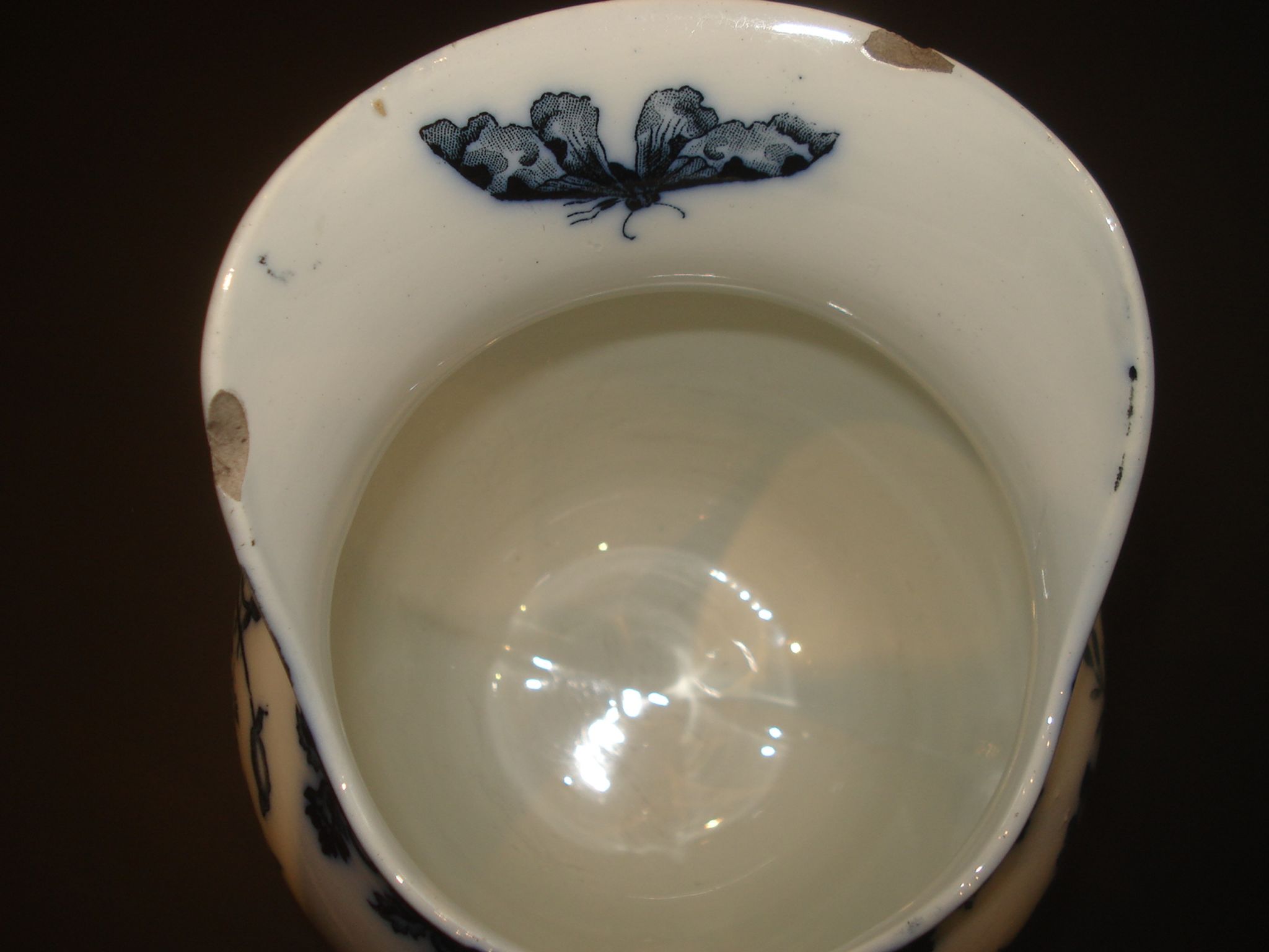 Nécessaire de toilette en faience, vintage 19°