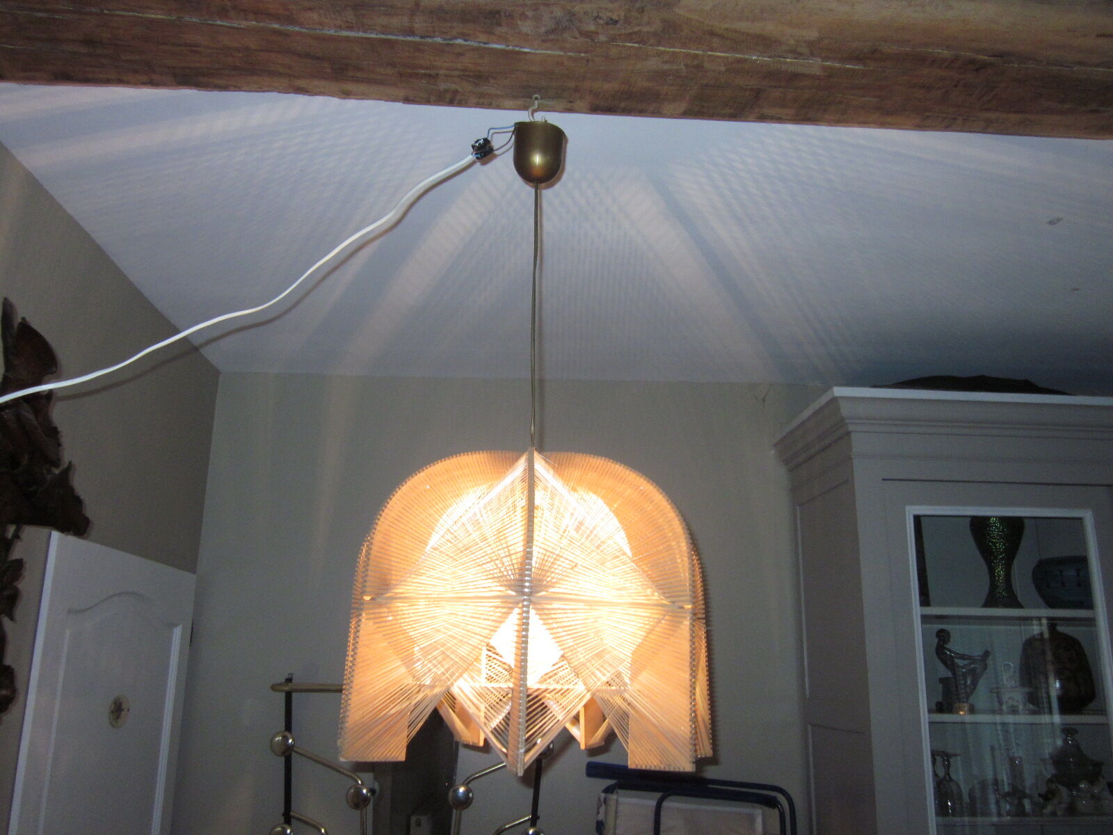 Hanging of wood and son