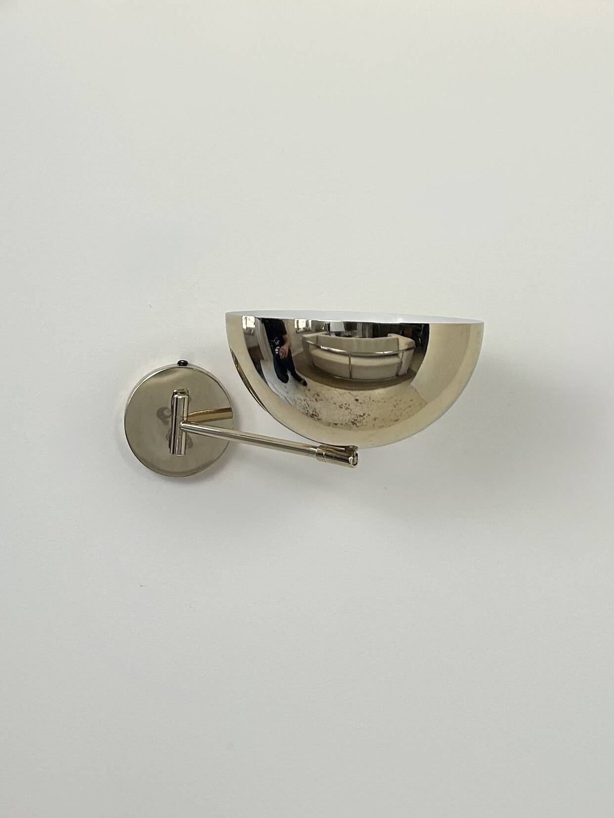 Applique orientable vintage, laiton patiné, France, 1970