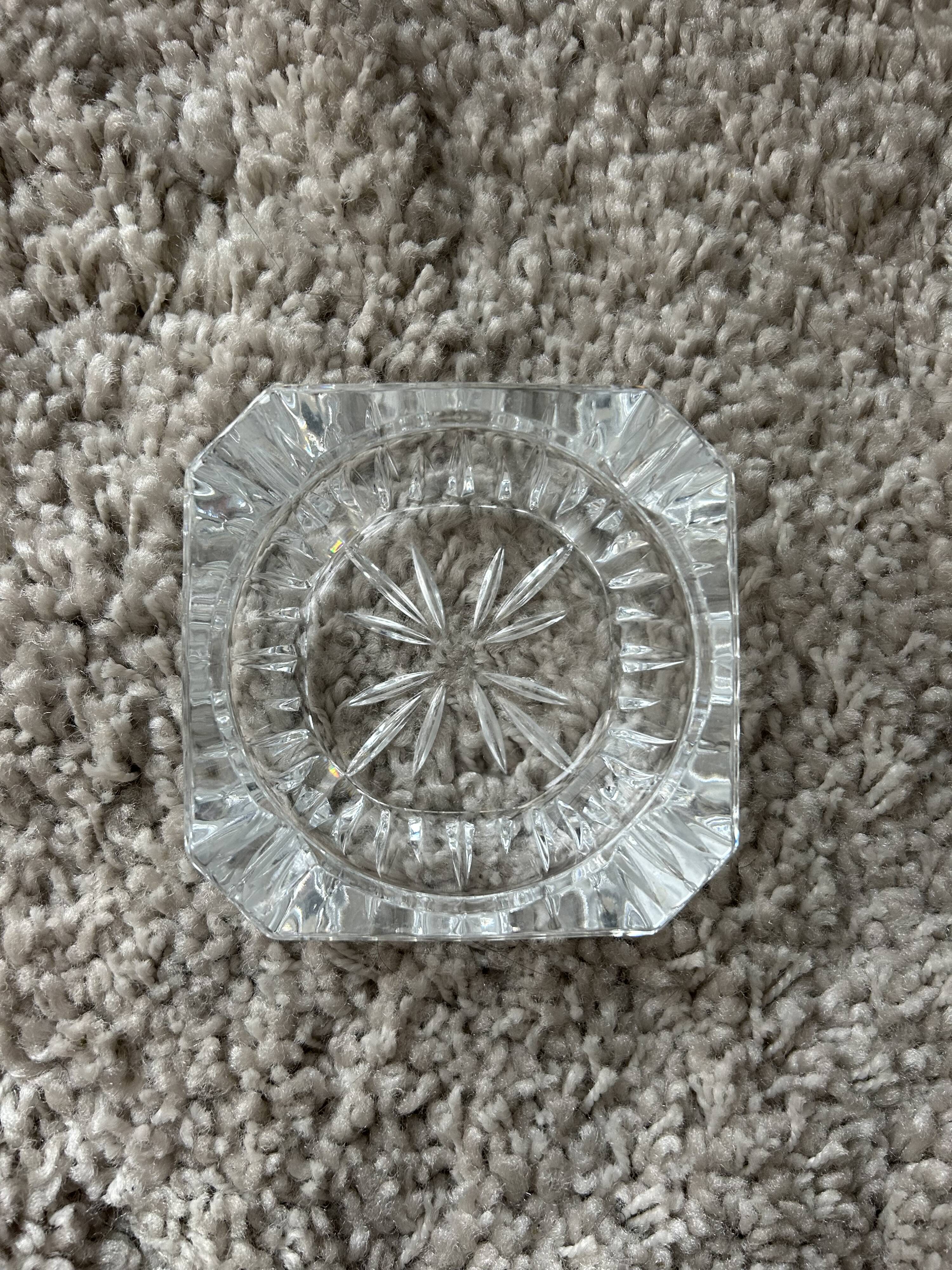 White chiseled glass ashtray