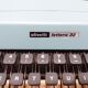 Machine à écrire Olivetti Lettera 32