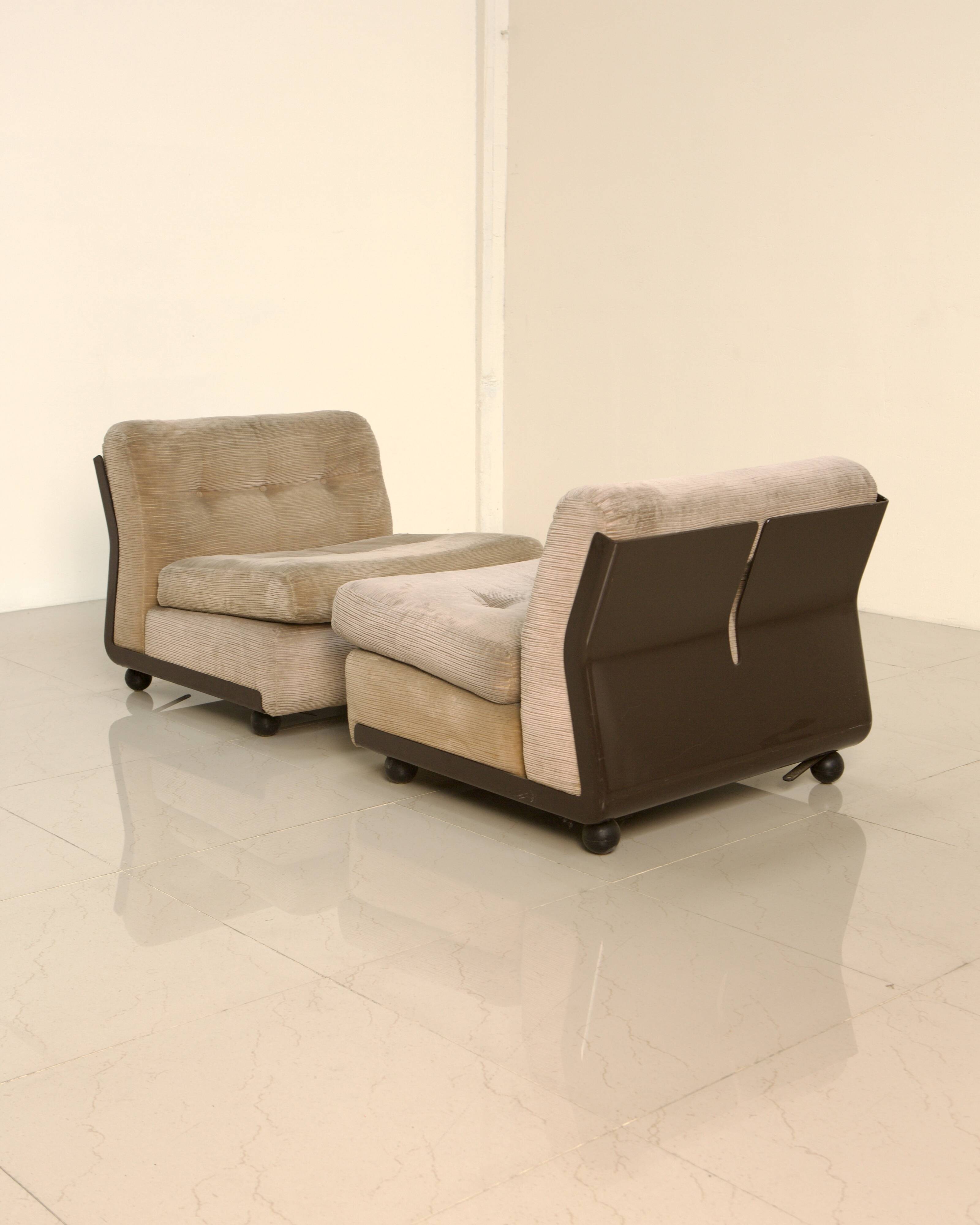 Pair of "Amanta" armchairs by Mario Bellini for C&B Italia, 60s