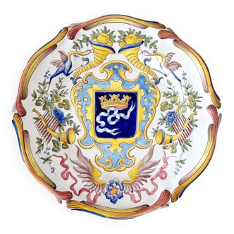 Assiette en Céramique Française Antique de St. Cement 1900 Blason Couronne et Cornes d'Abondance