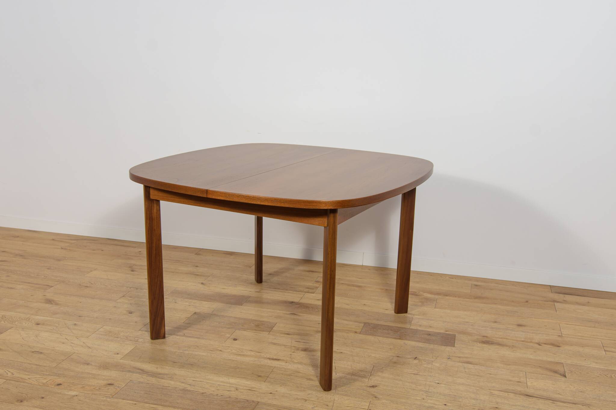 Mid-Century Teak Extending Dining Table from G-Plan, United Kingdom, 1960s