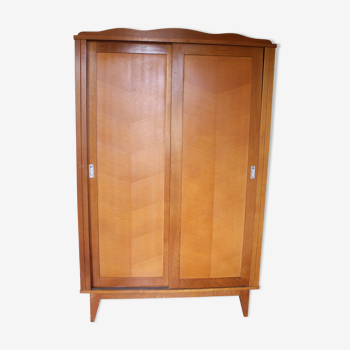 Armoire portes coulissantes