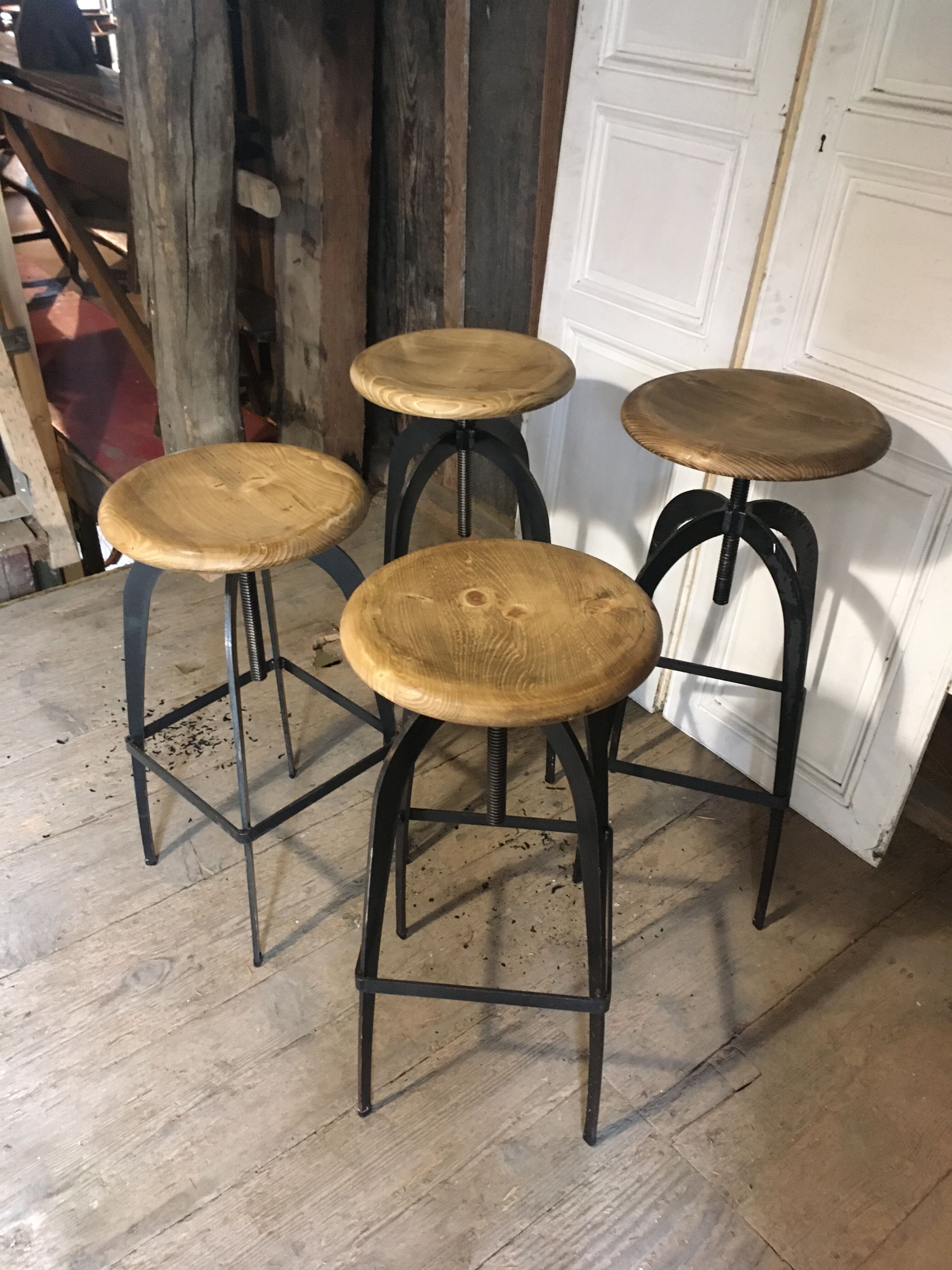 Lot of 4 industrial stools
