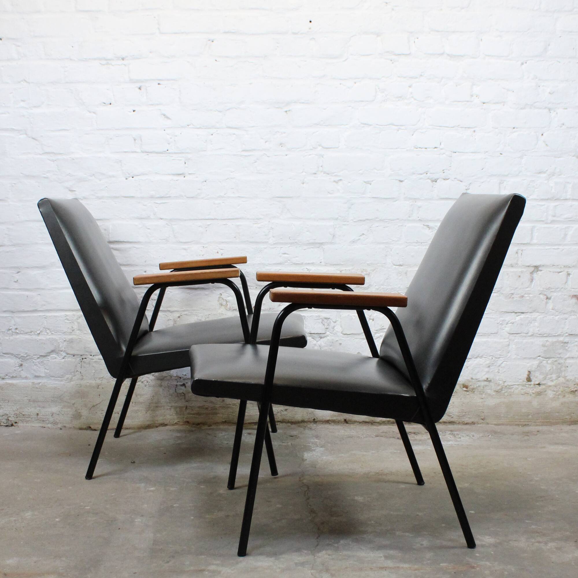 Pair of "Robert" armchairs by Pierre Guariche for Meurop 1960s