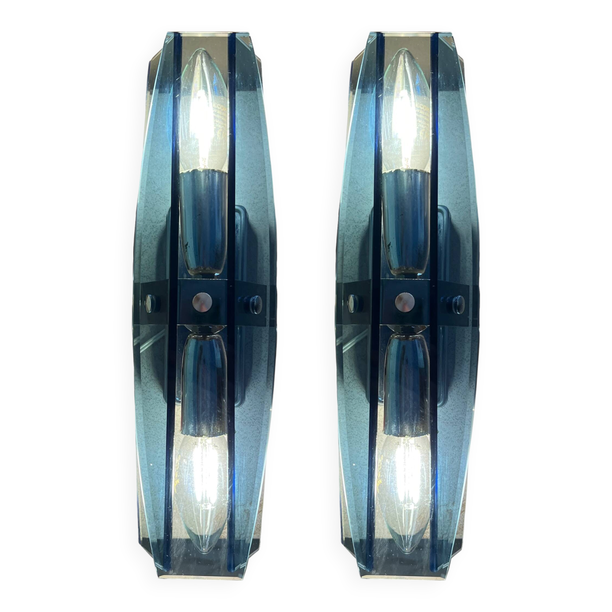 Pair of wall lights attributed to Veca for Fontana Arte, 70s