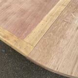Renovated round extendable farmhouse dining table in solid oak 110-155cm.