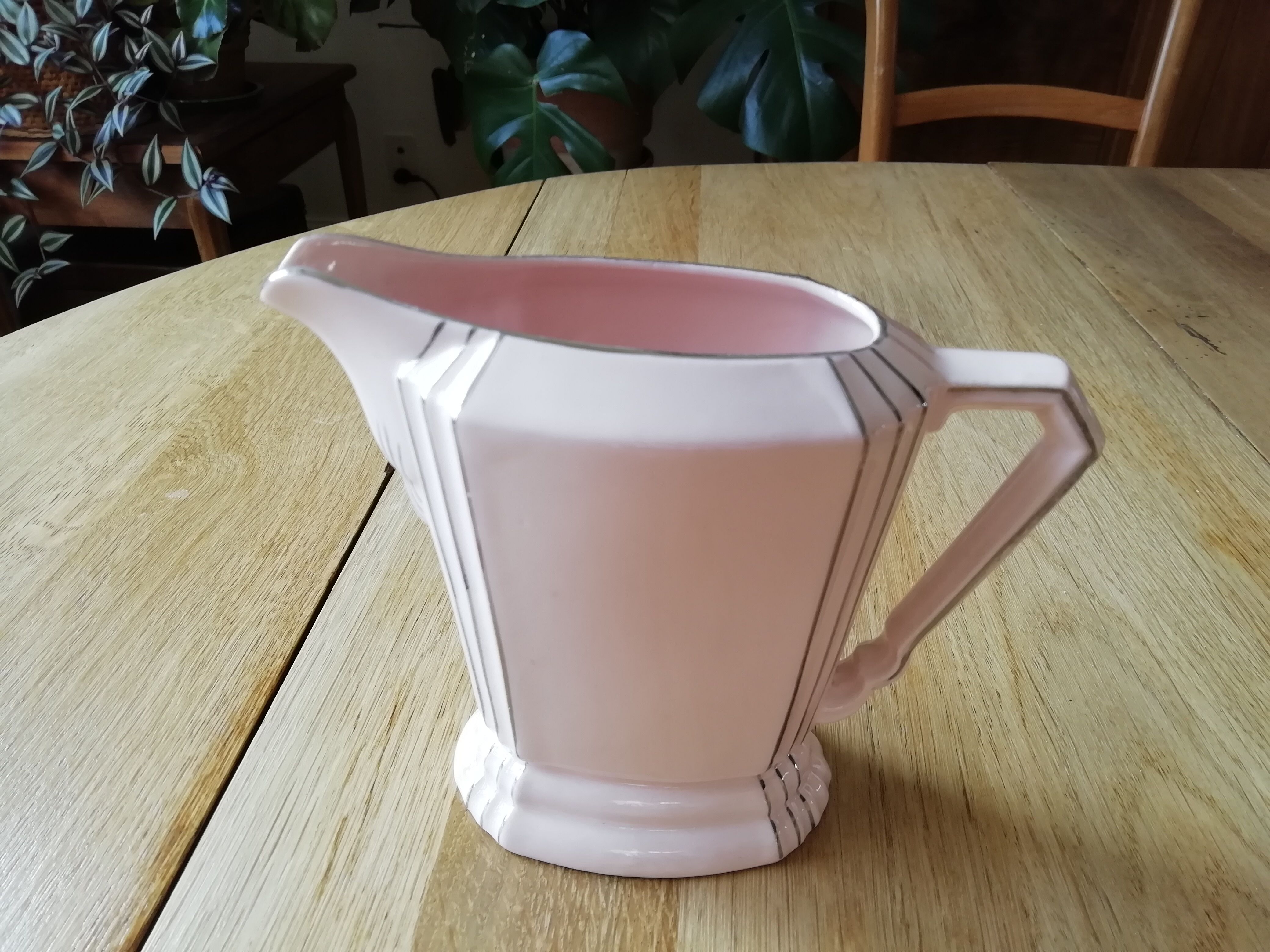 Art deco milk pot