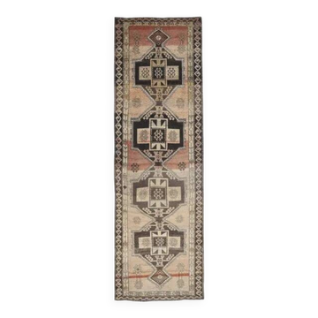 Tapis couloir en laine et coton fait main Oushak turc des années 1970, 117x391.