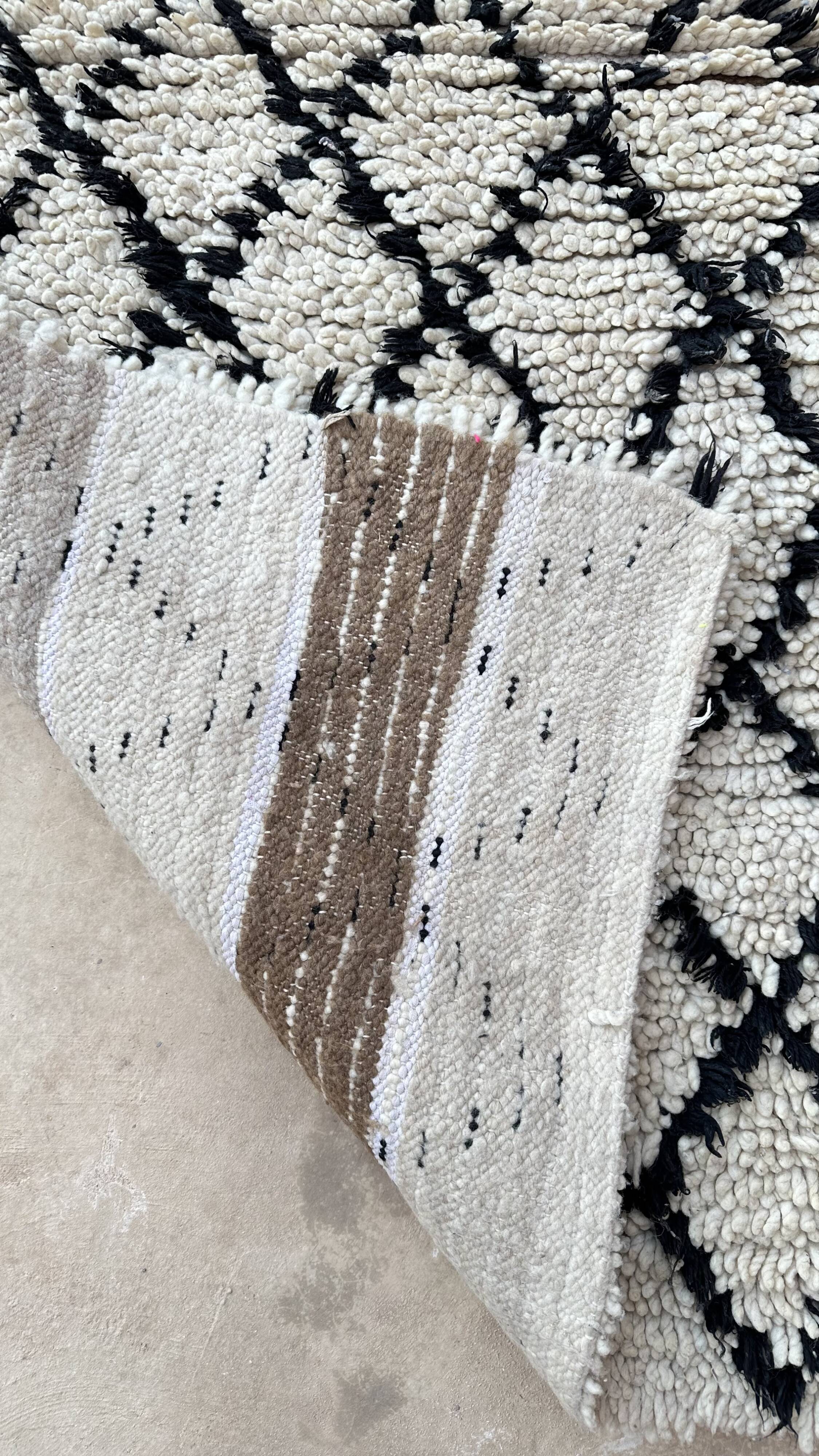 Moroccan carpet 85x262cm