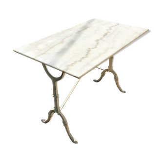 Table bistrot en marbre blanc