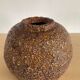 Vase boule brutaliste en céramique années 70
