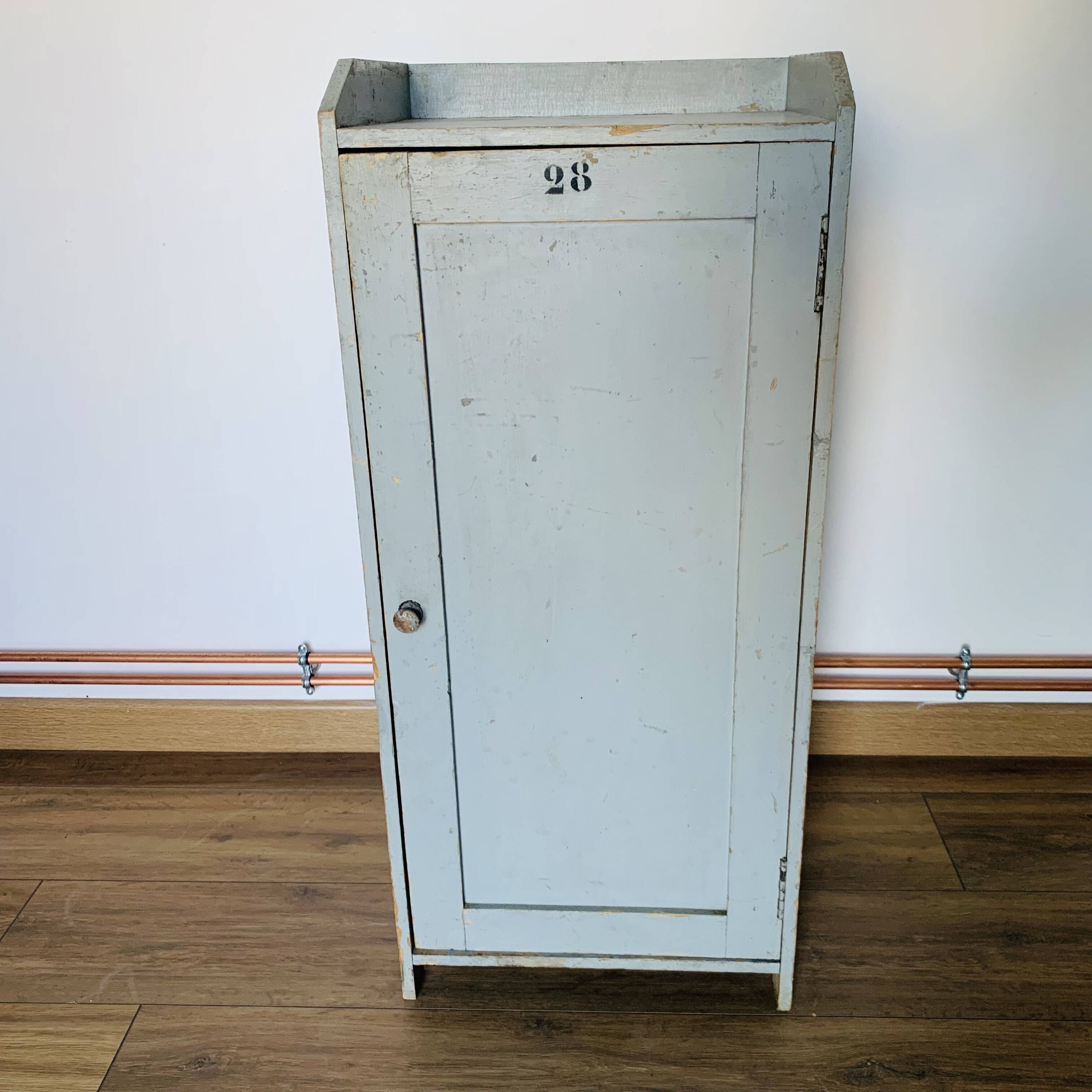 Boarding furniture