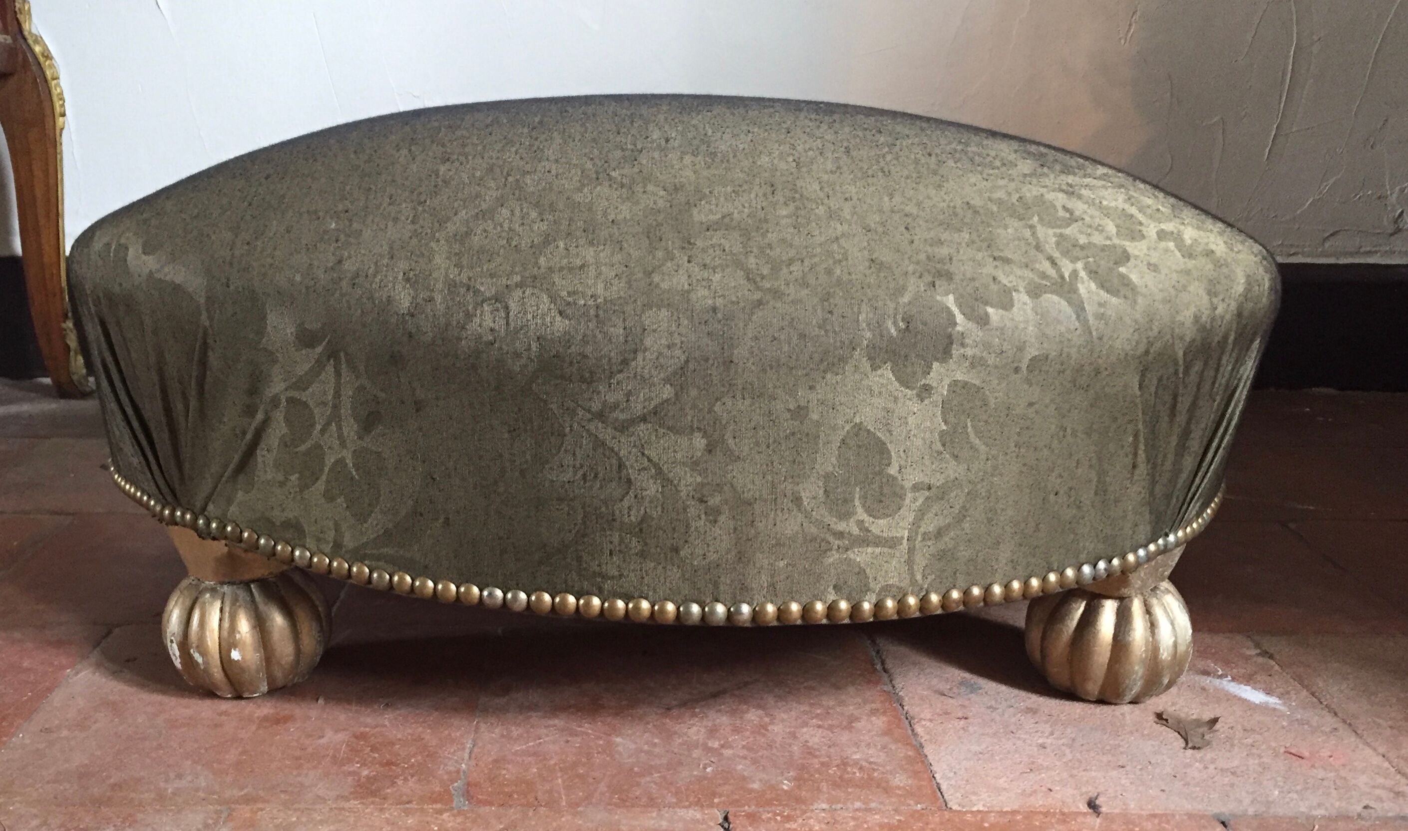 Pouf early twentieth