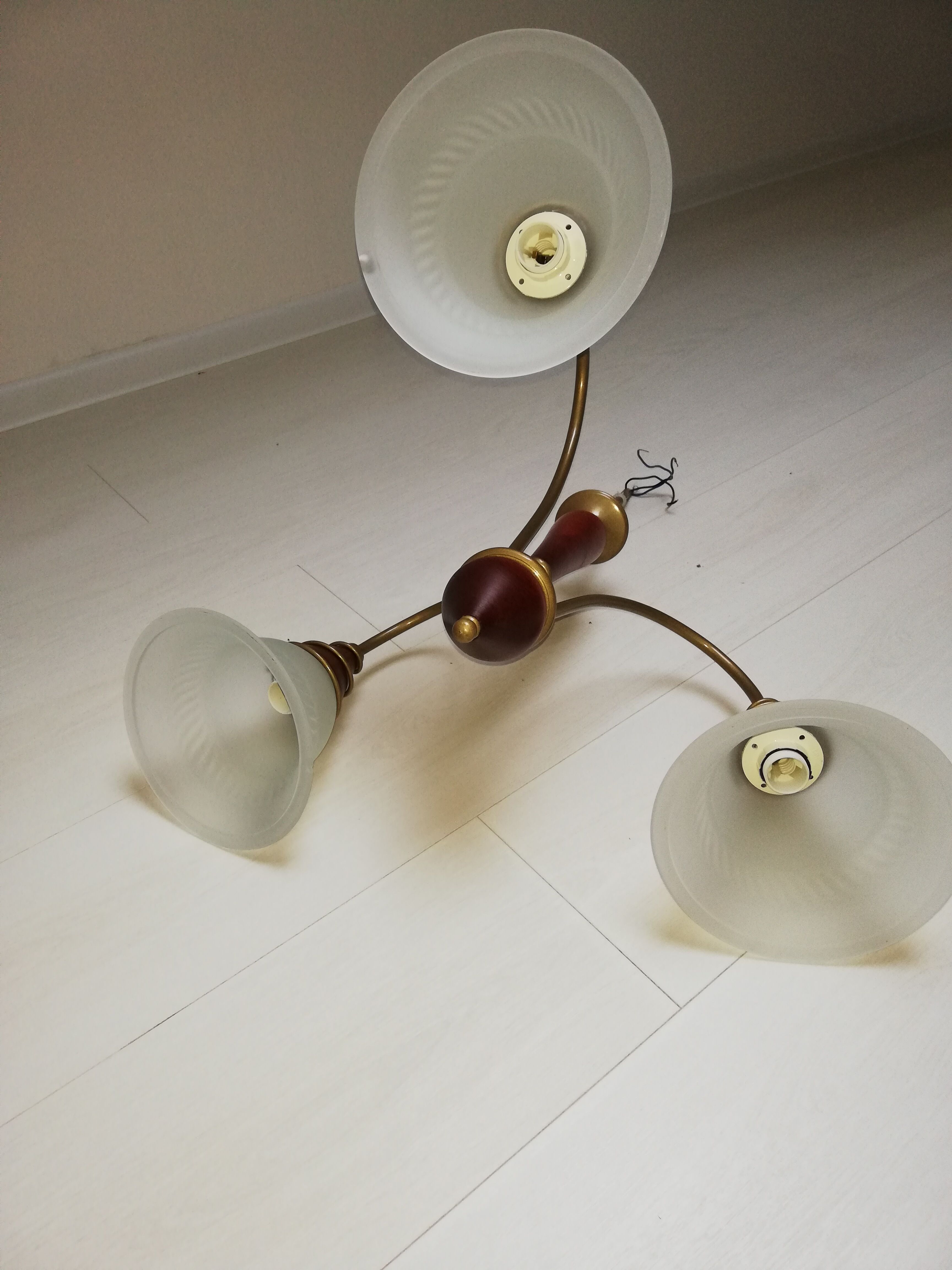 3-branched chandelier in opaline and wood