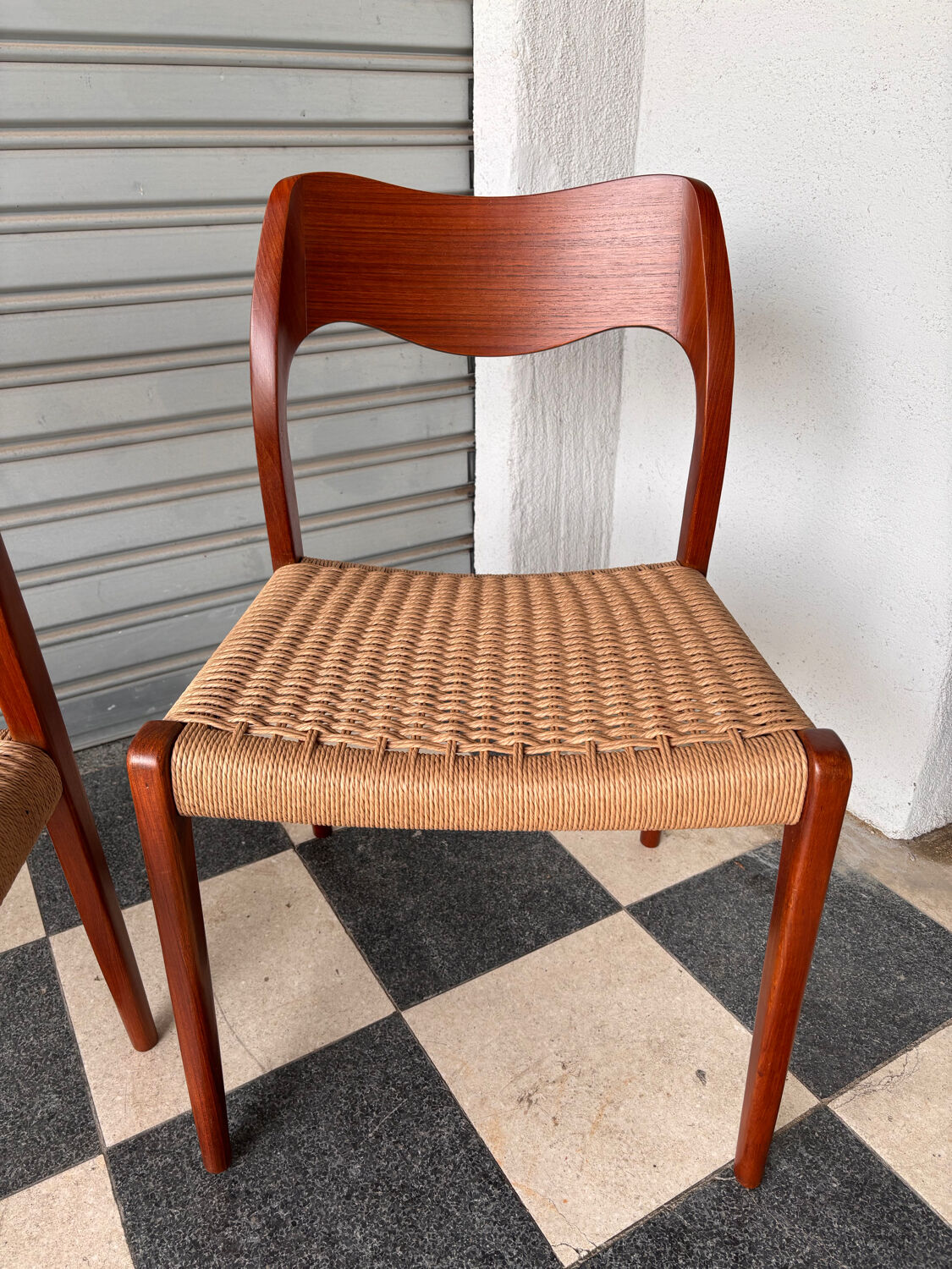 Set of 4 Møller 71 chairs