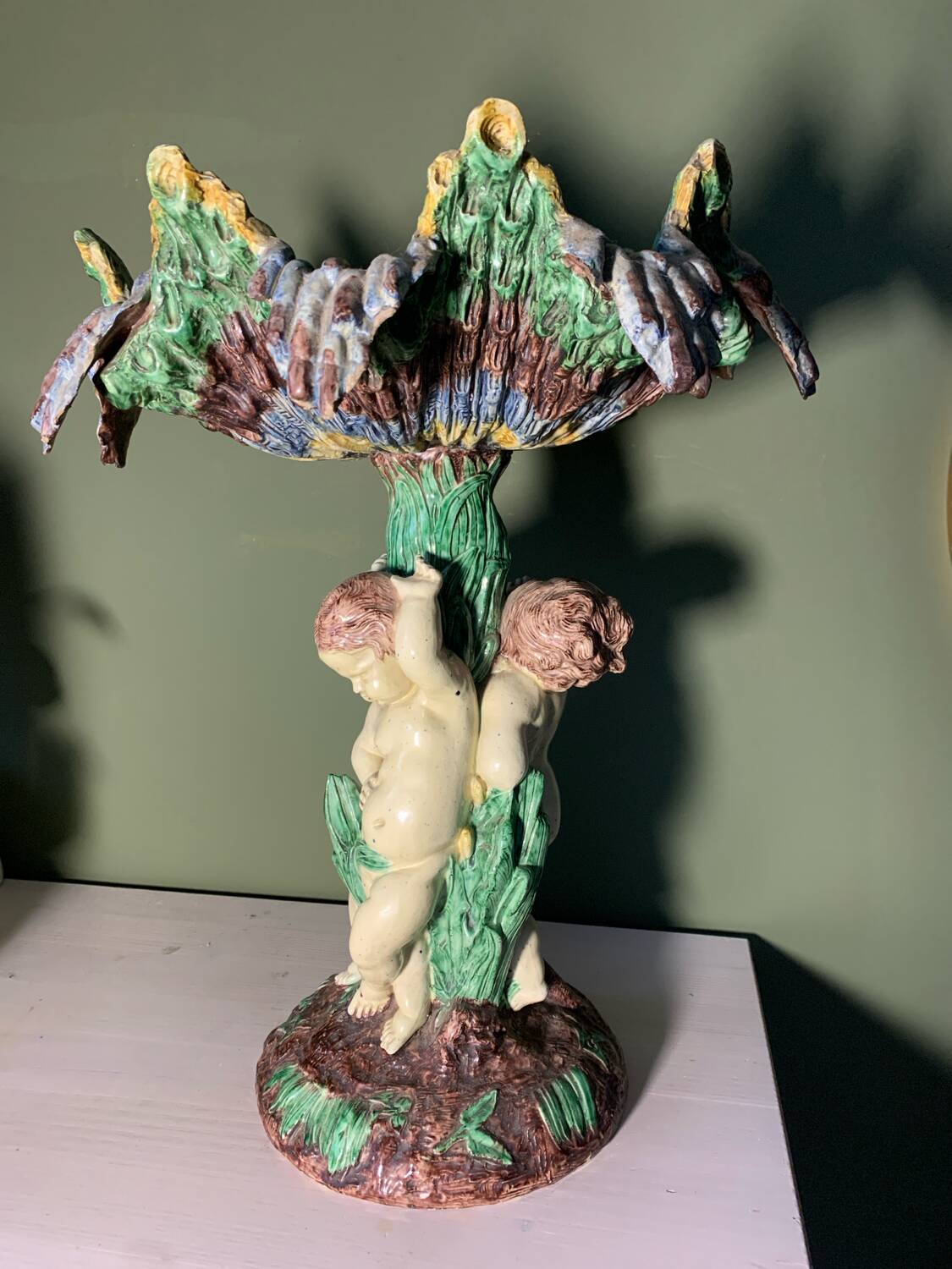 Vase with three cherubs Thomas Sergent 1870