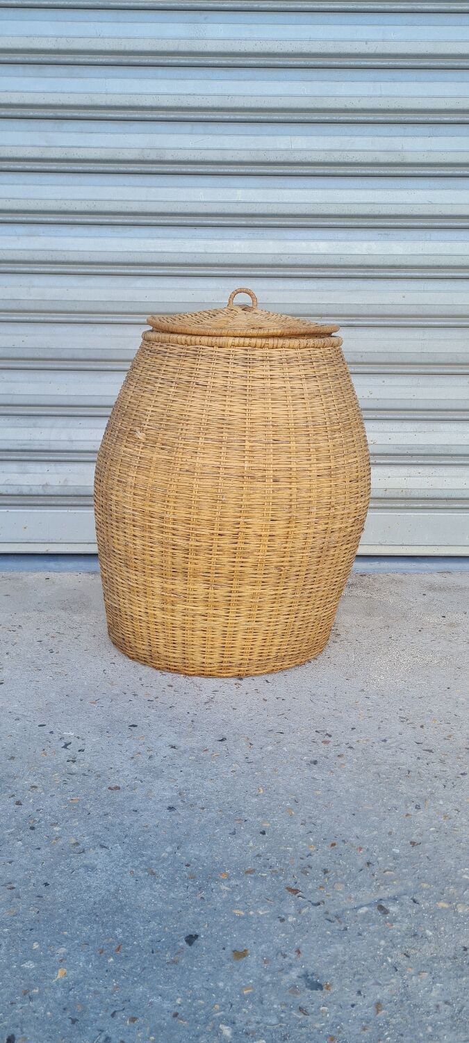Vintage wicker basket
